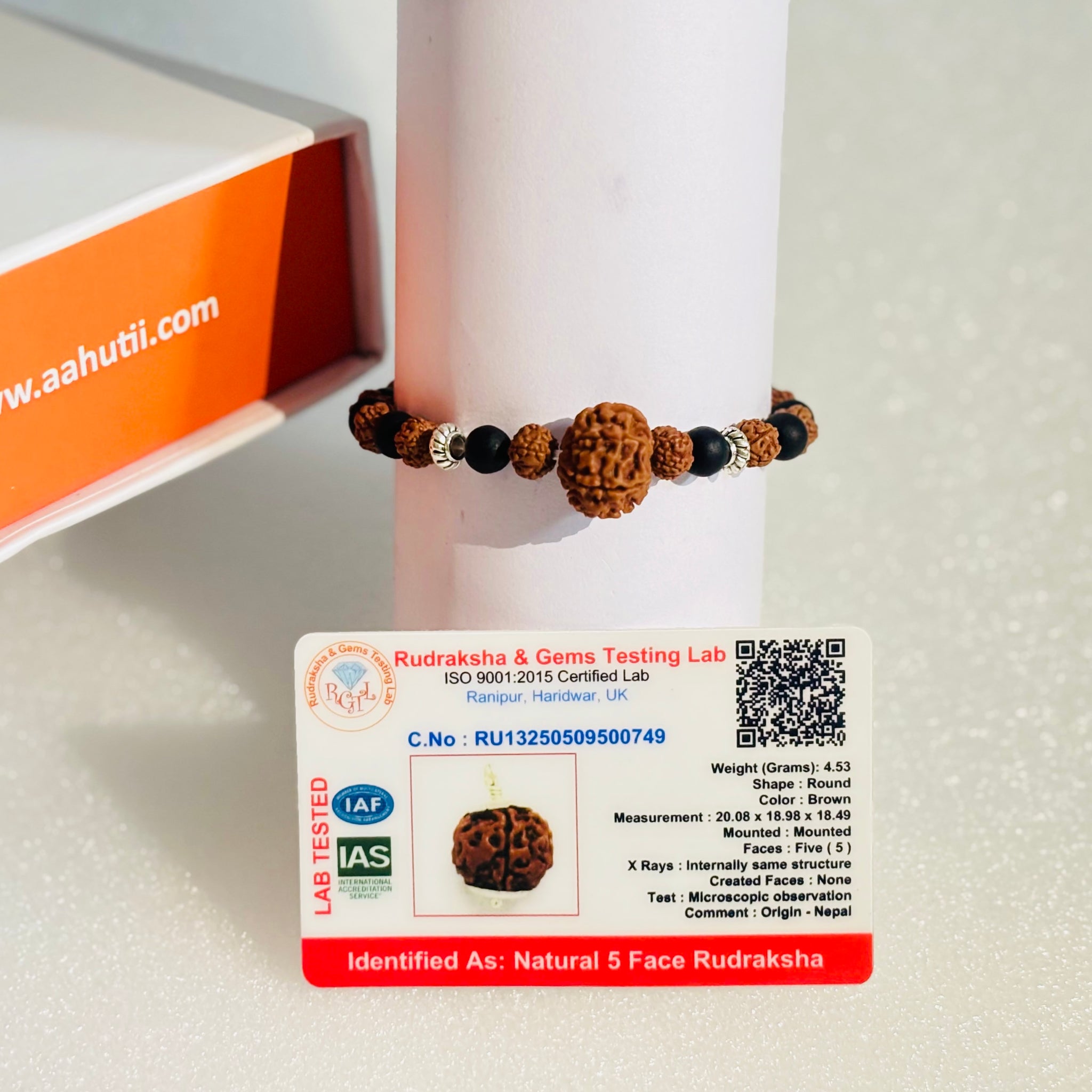 5 Mukhi Rudraksha and Karungali Bracelet