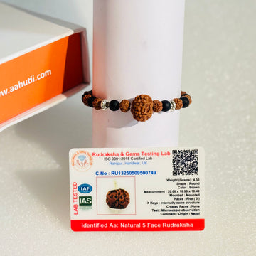 5 Mukhi Rudraksha and Karungali Bracelet